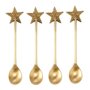 Juego de cucharas con diseño de estrella de latón - Product Image 3