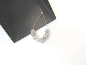 Fournisseur en gros de perles de diamant à facettes grises pour la fabrication de bijoux fins Perles à facettes de 2 mm à 5 mm Fourniture de bijoux naturels - Product Image 6