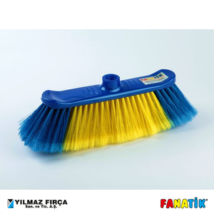FANATIK YF.253 Precio competitivo Escobas de limpieza de suelos de PP duraderas para exteriores Mango de metal de 120 cm Venta caliente Uso diario - Product Image 4