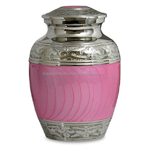 Urna Funeraria para Adultos de Latón Rosa Estilo Americano Modelo FU-15 de Brassworld India Calidad Premium - Product Image 1