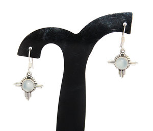 Memoria Jewels - Pendientes Colgantes de Plata de Ley 925 con Hermosa Calcedonia Aqua y Cruz Vintage para Niñas - Product Image 3
