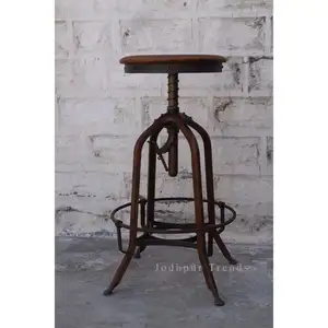 Indian Design Industrial Iron With Leather Seat Bar Stool / Counter Bar Stool