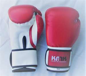 MEILLEUR DESIGN LOGO PERSONNALISÉ GANTS DE BOXE EN CUIR ENTRAÎNEMENT HOMMES GANTS DE BOXE EN PU PERSONNALISÉS - Product Image 2