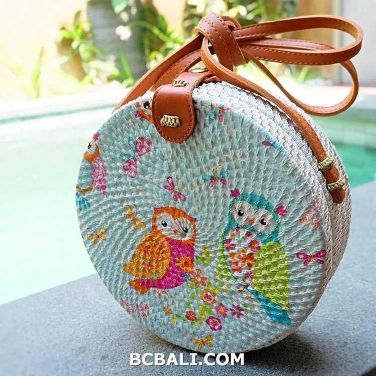 BESTE QUALITÄTS PRODUKTE> Summer Beach Damenmode Rattan Stroh Sling Bags Circle Round Full Decoration Trend 2019