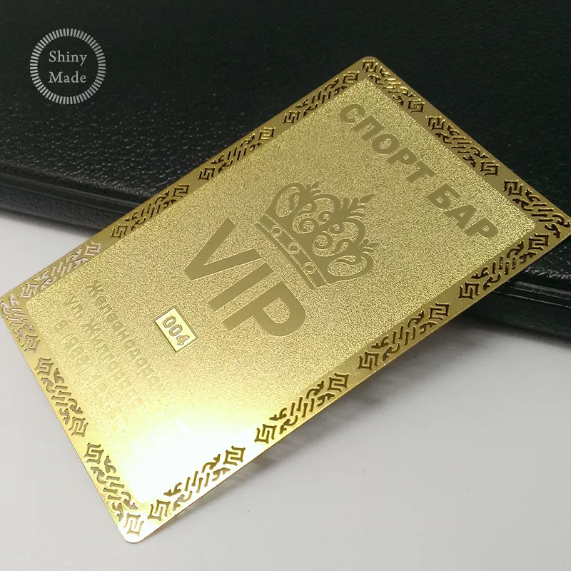 ทองวีไอพีบัตรสมาชิกโลหะนามบัตรที่มีโลโก้ที่กำหนดเอง