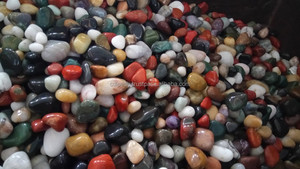 Sin pulir, espejo de alto brillo, mezcla de colores, Ágata cruda Natural, guijarros pequeños, adoquines de piedra, precio competitivo por tonelada, producto - Product Image 5