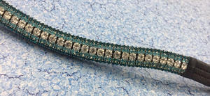 Banda Frontal de Cuero Premium de Cinco Filas en Azul Oscuro, Azul Claro y Plateado para Caballos, Elegante y Cómoda - Product Image 2