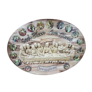 Plaques en bois d'olivier artisanales de Bethléem, style gravure religieuse - Product Image 1