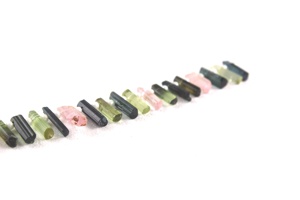 Forme de crayon Multi couleurs Tourmaline naturelle brute pierre précieuse brute grossiste bijoux de bonne qualité accessoires - Product Image 4