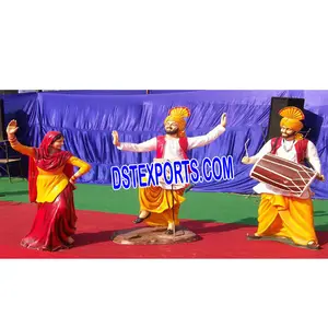 Punjabi düğün Bhangra Fiber heykeli Punjabi Fiber heykelleri Bhangra takım heykeli otel dekorları için