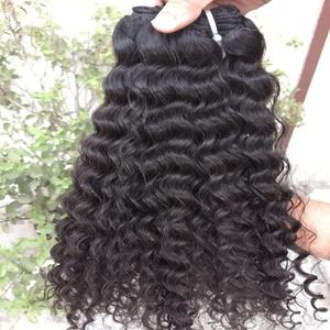 Extensiones de cabello indio estilo rizado negro/marrón natural a precio de fábrica Remi Jerry Curl cabello humano crudo de exportación - Product Image 1