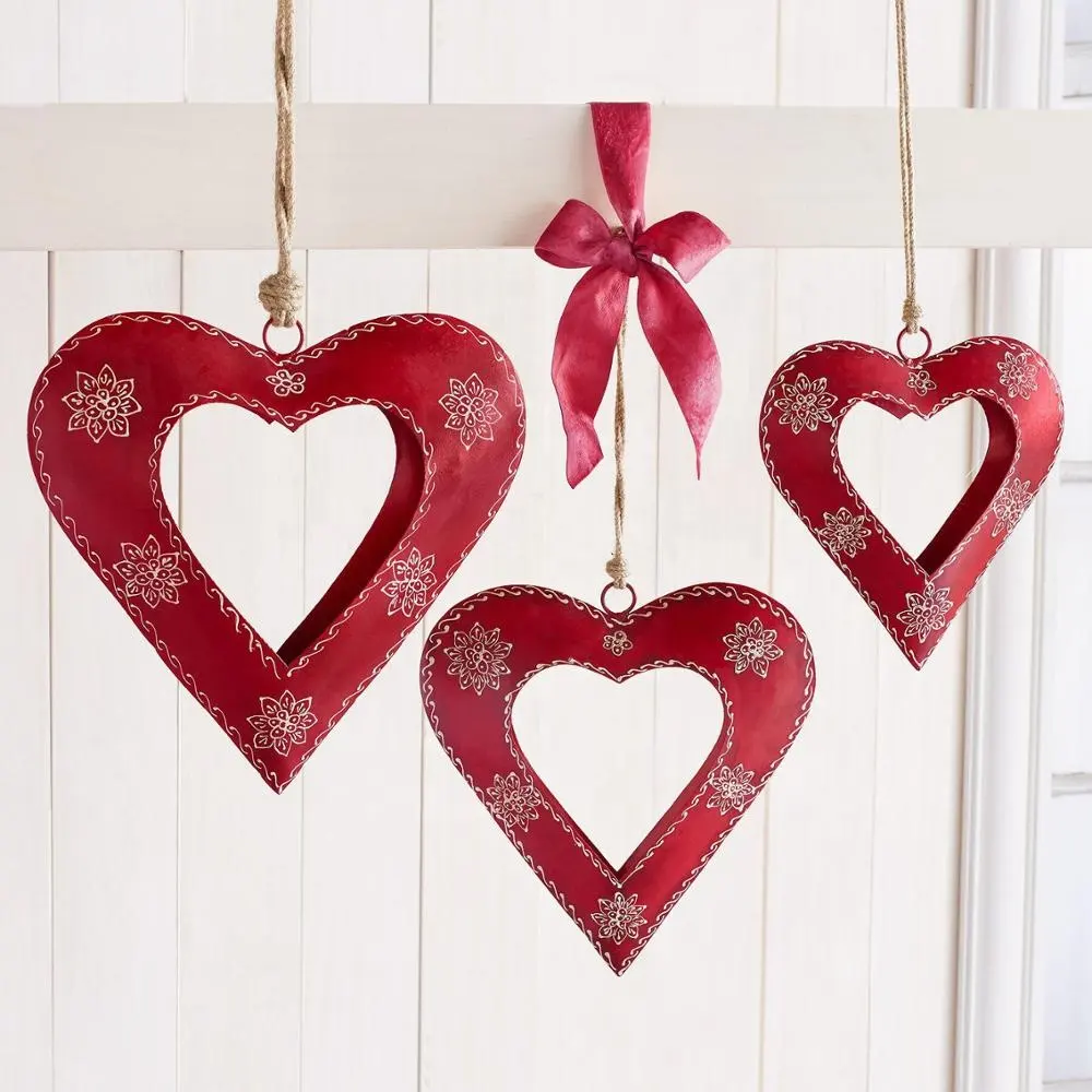 Hand Painted Christmas Hanging Metal Heart / Red Christmas hanging Heart