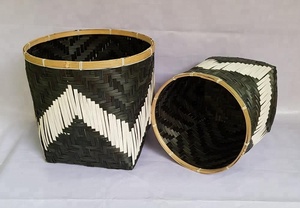 Giỏ Tre Thân Thiện Với Môi Trường Phổ Biến Với Màu Đen Và Trắng Để Đựng/Đựng Đồ Giặt Là Đồ Lưu Trữ & Sắp Xếp Tại Nhà Sản Xuất Tại Việt Nam - Product Image 2