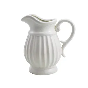 European Decorative White Ceramic Water Jug Water Pitcher for Home Restaurant