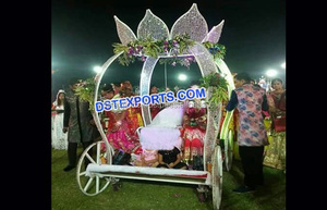 Idea Glamorosa para la Entrada de los Novios en un Carruaje para Bodas Indias, Fabricante y Exportador de Entradas para Novios - Product Image 4