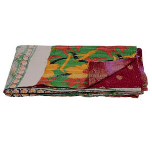 Colcha Kantha Vintage Reversible, Cubrecama Bohemio, Manta de Cama, Cubrecama Tradicional, Colcha de Algodón Hecha a Mano en India - Product Image 5