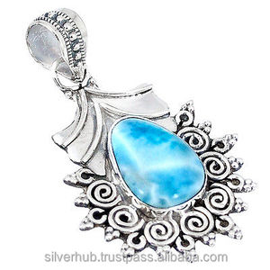 Pendentif en argent sterling massif 925 de créateur vintage fait à la main en pierre précieuse de larimar naturel, grand cadeau d'anniversaire de toutes tailles - Product Image 1