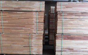 Red Meranti <b>Finger</b> Joint Laminated <b>Board</b> - Product Image 6