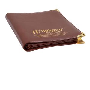 Cubierta de menú con múltiples paneles y esquinas doradas protegidas - Product Image 1