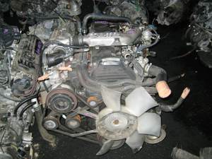 MOTEURS DIESEL DU JAPON D'OCCASION JOUET 2L FR à et TRANSMISSION - Product Image 3