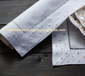 Manteles Individuales de punto blanco con bordado de mano Hemstitch - Product Image 3