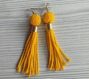 Boucles d'oreilles pendantes unisexes hip-hop élégantes en perles de verre japonaises - Product Image 5