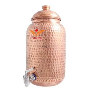 Distributeur d'eau décoratif en cuivre massif avec poignée - Product Image 2