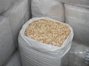 Virutas de madera de pino para pollos y camas de caballos bolsas de plástico 2023 - Product Image 4
