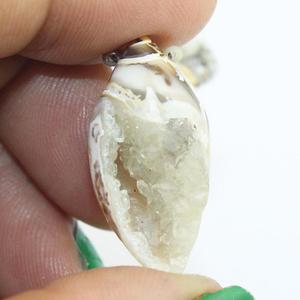 หินอัญมณีธรรมชาติที่ตั้งหินแร่ดรูซี่เปลือกหอยคริสตัลธรรมชาติสำหรับทำเครื่องประดับอัญมณีแบบ DIY ขายส่งเครื่องประดับ - Product Image 2