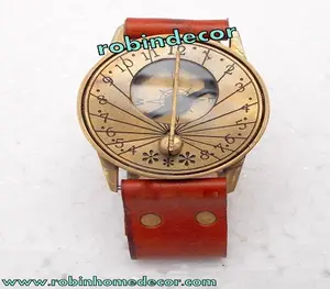 Brújula de latón de muñeca Steampunk antigua, reloj solar, tipo brújula