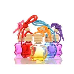Nhà Sản Xuất 5Ml 10Ml <span class=keywords><strong>15Ml</strong></span> <span class=keywords><strong>Apple</strong></span> <span class=keywords><strong>Shaped</strong></span> Glass Nước Hoa Treo Xe Khuếch Tán Chai - Product Image 1