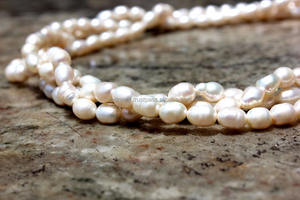 Collar Mala tradicional de perlas de agua dulce de múltiples hebras - Product Image 5