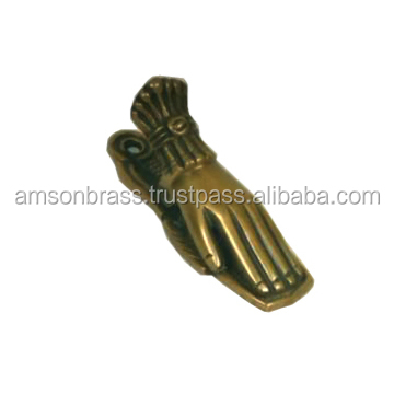 Металлический зажим для бумаги в офисном стиле