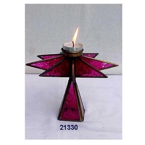 Bougeoir antique en métal et verre violet décoratif pour maison et dessus de table - Product Image 1