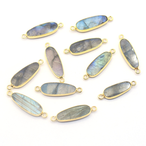 Labradorite naturelle de forme ovale, sertie en argent sterling 925, plaqué or 14 carats, connecteur fait main pour la fabrication de bijoux - Product Image 1