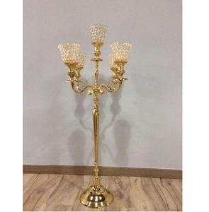 Bougeoir votif en cristal fait à la main en métal doré, candélabre de table en aluminium de mariage personnalisable, pièce maîtresse élégante - Product Image 1