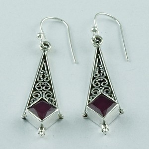 Pendientes de plata de ley 925 hechos a mano con piedra de rubí Rosa deslumbrante, joyería India - Product Image 1