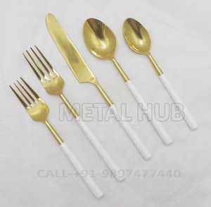 Vàng Sang Trọng Thép Không Gỉ <span class=keywords><strong>Flatware</strong></span> Với Trắng Xử Lý Thanh Lịch Đám Cưới Dao Kéo Thiết Lập Nhiều Mảnh Tùy Chọn Bền Phong Cách Quà Tặng - Product Image 1