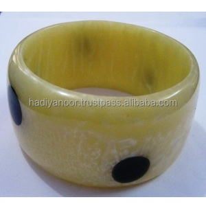 Pulsera de resina de buena calidad para mujer, brazalete Irregular de moda, joyería - Product Image 4