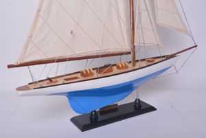 Artesanía de madera de cedro Tuiga pintado L50 modelo de barco decoración Náutica para decoración del hogar - Product Image 4