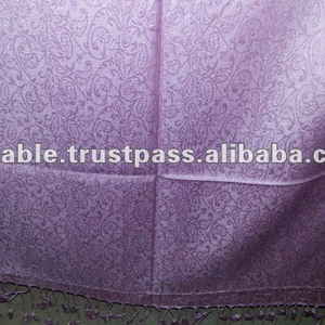 Châles élégants en viscose de printemps avec Self Designs Soft & Smooth de haute qualité - Product Image 2
