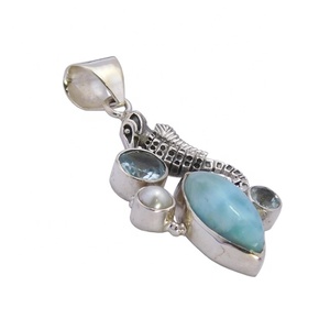 Collier pendentif en argent sterling 925 de haute qualité avec topaze bleue Larimar et breloques multi-pierres précieuses pour cadeau - Product Image 1