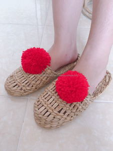 Scarpe in giacinto d'acqua con pantofola di <span class=keywords><strong>paglia</strong></span> colorata con pompon e pantofole in vimini in materiale naturale - Product Image 5