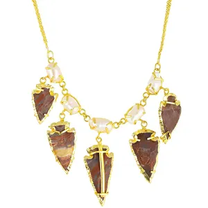 Collar galvanizado de oro de moda punta de flecha perla piedra preciosa para bodas compromisos Material de latón regalo de ajuste de punta - Product Image 1