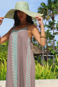 Đầm Dài Thời Trang Đơn Giản 2019, Đầm Maxi Thêu Cổ Lọ Có Dây Giày Điều Chỉnh Được - Product Image 2