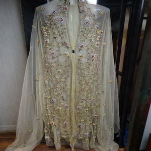 Precioso caftán marroquí de terciopelo con caftán de trabajo a mano, nuevo diseño de D.E.CORP 2018 - Product Image 6