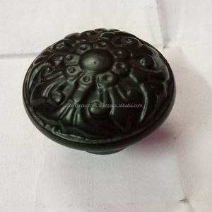 Poignée et bouton de tirage en fonte noire style vintage pour tiroirs, armoires, meubles de cuisine et portes et fenêtres, vente en gros - Product Image 3
