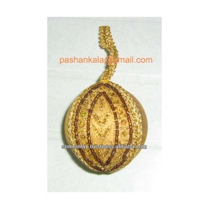 Qiao — broderie Zari décorative artisanale, faite à la main, en forme de boule, à suspendre, ornements de noël pour décoration d'arbre - Product Image 1
