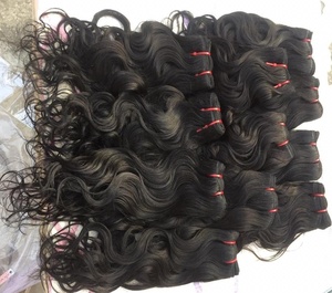 La fábrica Nandee House ofrece los mejores precios de proveedor, extensiones de cabello Remy virgen indio, cabello humano alineado con rizos italianos de Color Natural - Product Image 3