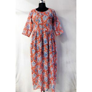 Tunique élégante de qualité assurée Casual Kurtis pour les femmes Tissu en coton confortable parfait pour les vêtements quotidiens et de bureau pour la vente en gros - Product Image 1